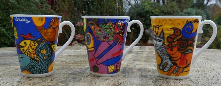 CORNEILLE Set 3 Mokken + 2 Schilderijtjes + 4 Senseo Mok, Huis en Inrichting, Keuken | Servies, Nieuw, Bord(en), Wedgwood, Aardewerk