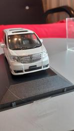 Toyota Alphard 1/43, Ophalen of Verzenden, Zo goed als nieuw, Auto, Overige merken