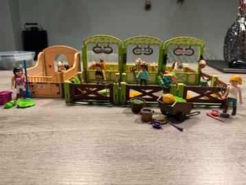 Playmobil Stallen Spirit- 4 Sets, 2 Nagenoeg Compleet beschikbaar voor biedingen