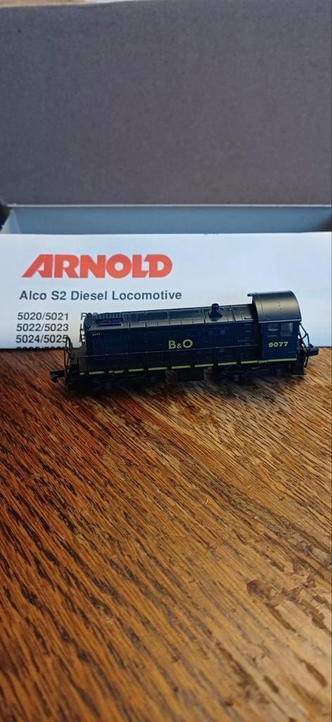 Arnold B&O Amerikaanse Locomotief, Hobby en Vrije tijd, Modeltreinen | N-Spoor, Zo goed als nieuw, Locomotief, Gelijkstroom, Arnold