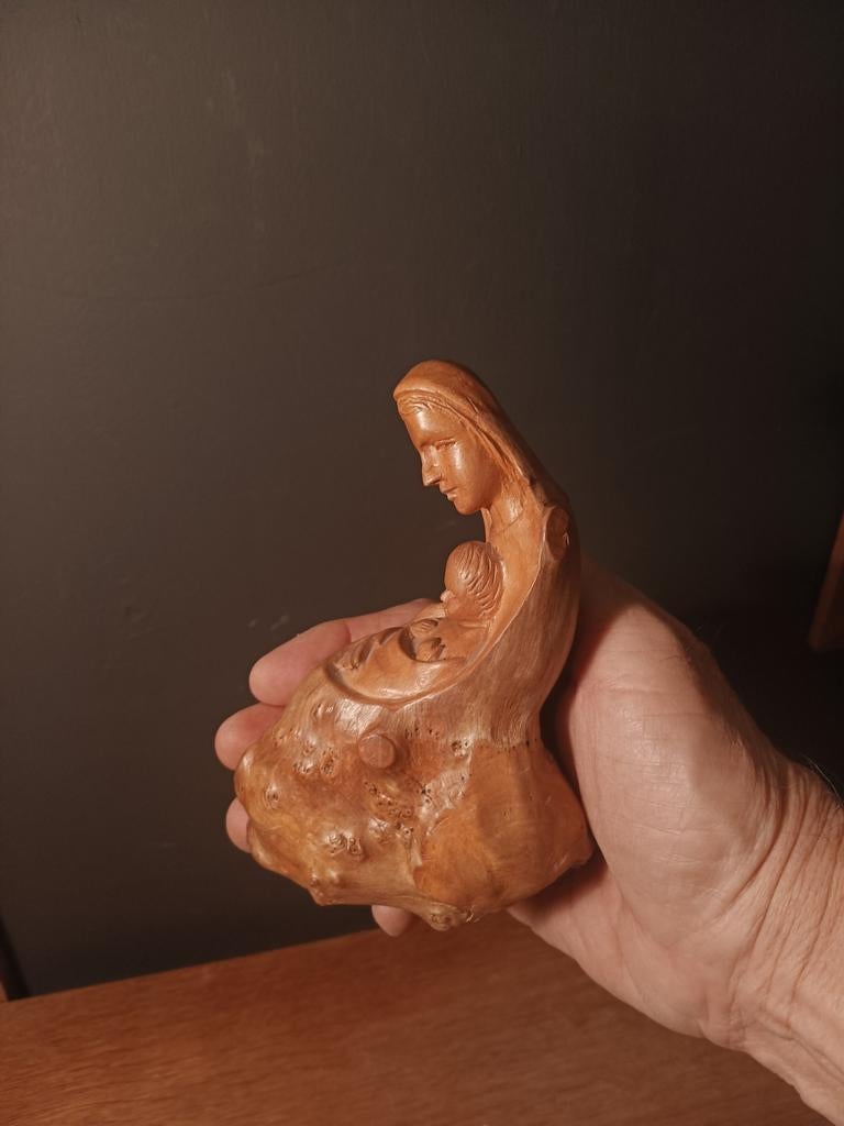 olijfhout, knap gesneden H. Maria met kind., Antiek en Kunst, Kunst | Beelden en Houtsnijwerken, Ophalen of Verzenden