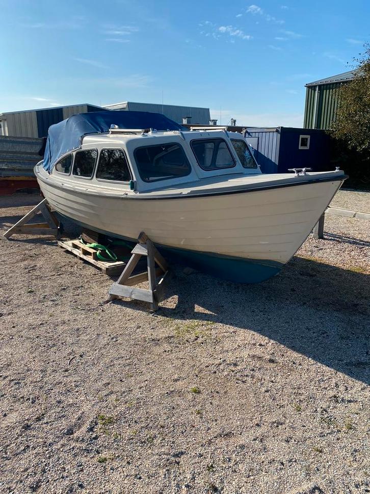 Polar 22, Watersport en Boten, Motorboten en Motorjachten, Zo goed als nieuw, Polyester, Tot 6 meter, Diesel, 50 pk of meer, Ophalen