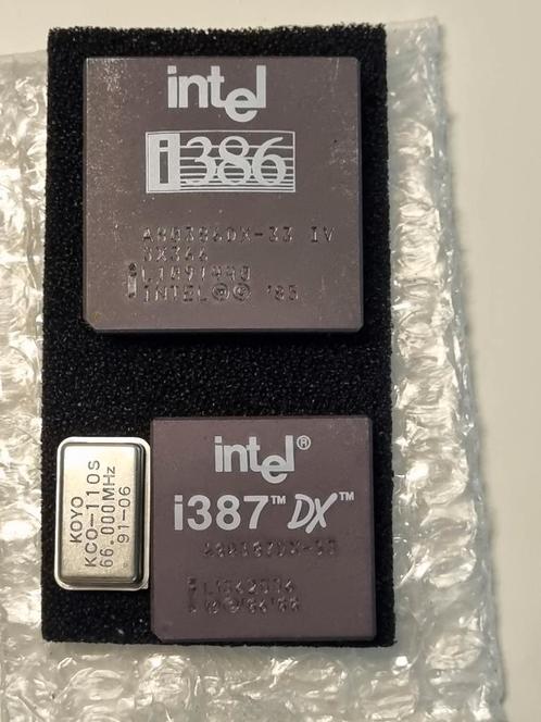 Intel 386DX33 + 387DX33, Computers en Software, Vintage Computers, Ophalen of Verzenden
