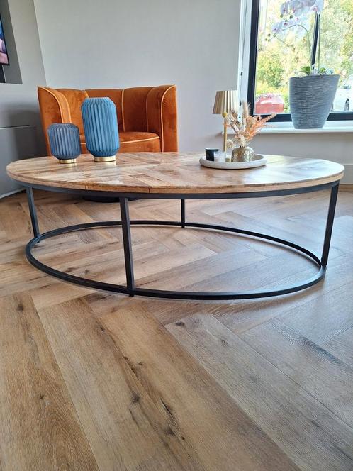 Prachtige salontafel met visgraat en als nieuw!!, Huis en Inrichting, Tafels | Salontafels, Zo goed als nieuw, Minder dan 50 cm