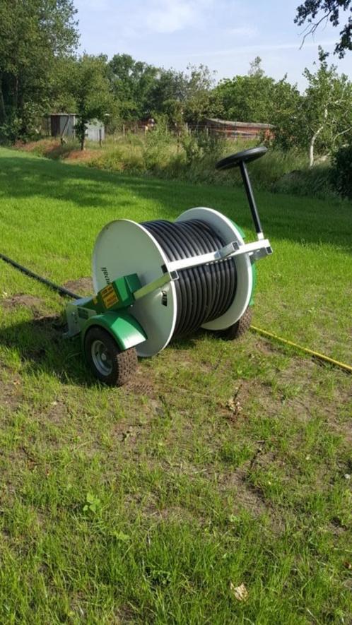 Slangenhaspel nieuw met sproeier voor beregening weide, Dieren en Toebehoren, Stalling en Weidegang, Weidegang, Toebehoren