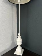Brocante Gietijzeren witte lampenvoet, Huis en Inrichting, Lampen | Tafellampen, Ophalen of Verzenden, Zo goed als nieuw, Minder dan 50 cm