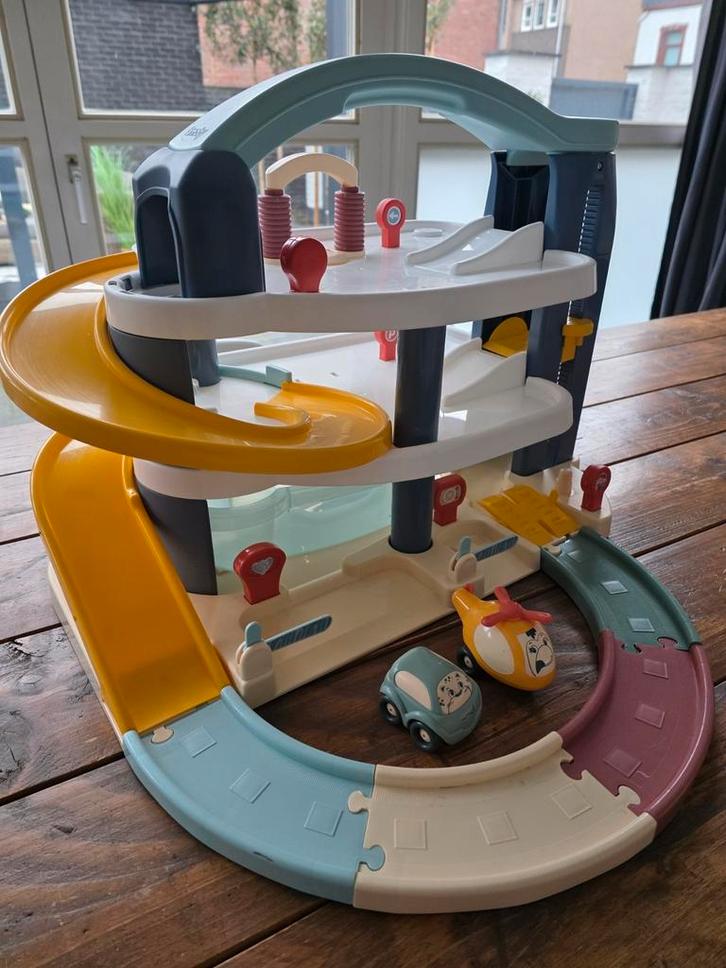 Smoby speelgoed garage, Kinderen en Baby's, Speelgoed | Overig, Ophalen