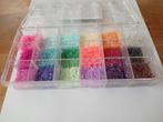 Leuke kralendoos met 18 kleuren, Ophalen of Verzenden, Gebruikt, Kraal