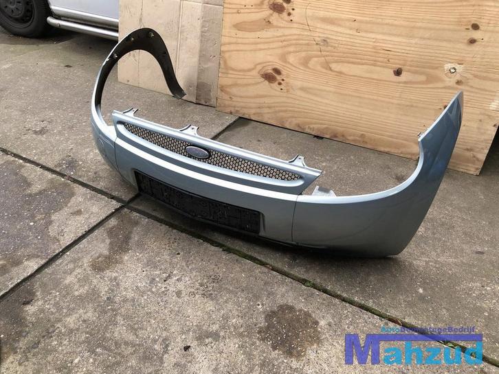 FORD KA VOORBUMPER blauw aqua, Auto-onderdelen, Carrosserie en Plaatwerk, Bumper, Ford, Voor, Gebruikt, Ophalen of Verzenden