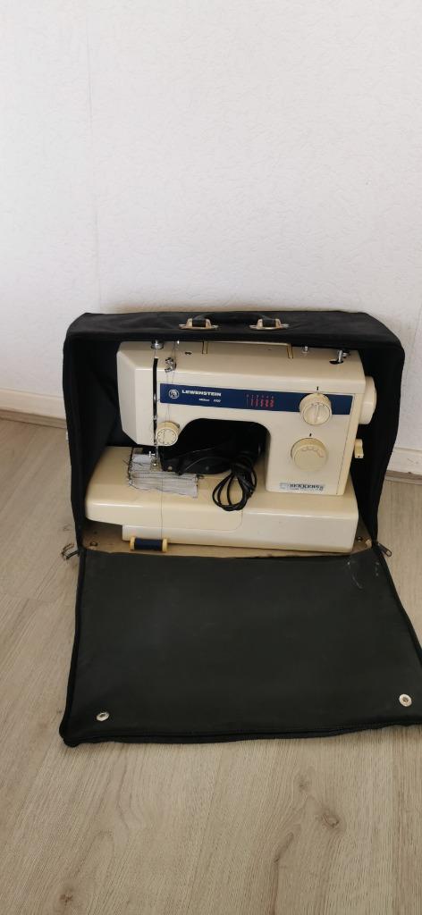 Naaimachine LEWENSTEIN melson 2000, Hobby en Vrije tijd, Naaimachines en Toebehoren, Zo goed als nieuw, Naaimachine, Overige merken