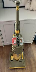 Dyson DC01 stofzuiger compleet en werkend, Gebruikt, Stofzuiger, Ophalen of Verzenden, Minder dan 1200 watt