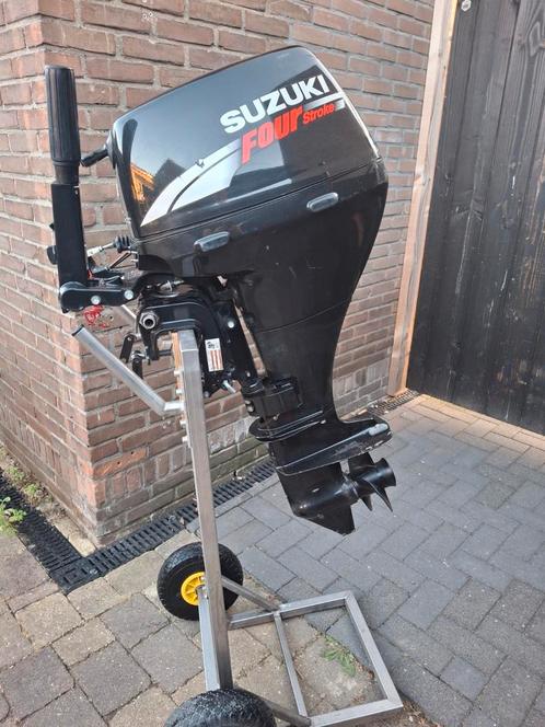 Suzuki 15 pk kortstaart 2 stuks  zie beschrijving, Watersport en Boten, Buiten- en Binnenboordmotoren, Gebruikt, Benzine, Buitenboordmotor