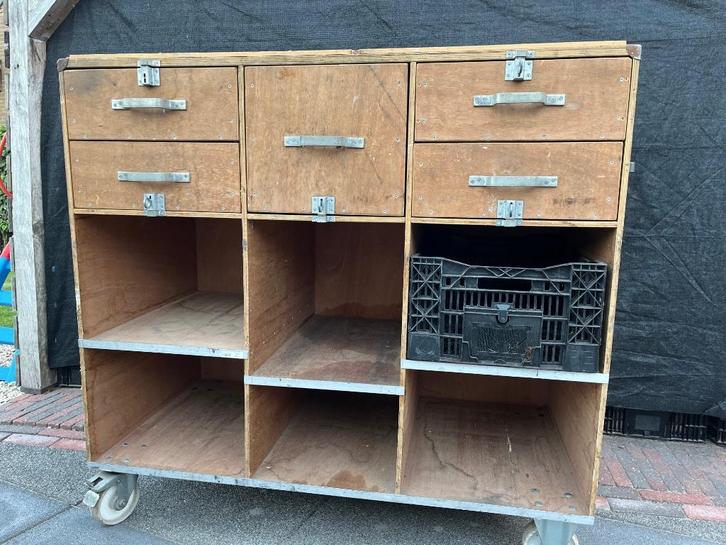 Gereedschap kar op wielen, Doe-het-zelf en Verbouw, Gereedschapskisten, Ophalen