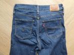 Mooie Levi 310 Shaping Super Skinny spijkerbroek maat 27-32, Zo goed als nieuw, W27 (confectie 34) of kleiner, Levi’s, Verzenden