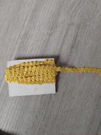 Retro enigszins glanzend geel band, Hobby en Vrije tijd, Naaien en Fournituren, Ophalen of Verzenden, Nieuw, Lint, Band of Elastiek