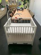 Babybox met wieltjes en matras, Kinderen en Baby's, Boxen, Ophalen, Gebruikt, Lade