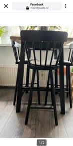 Ikea Bartafel Tybyn met 4 zwarte krukken, Huis en Inrichting, Tafels | Eettafels, Ophalen, Overige materialen, Gebruikt, 100 tot 150 cm