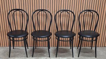 22 x Vintage cafestoelen zwart cafe stoelen Thonet metaal beschikbaar voor biedingen