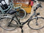 Dames fiets Giant metro 4 van 28 inch met 3 versnellingen, Versnellingen, Zo goed als nieuw, 0 zitjes, Giant