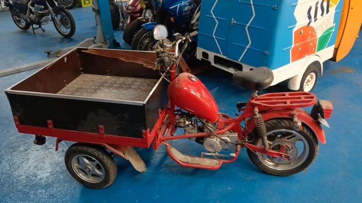 Bakbrommer, Fietsen en Brommers, Brommeronderdelen | Oldtimers, Gebruikt, Overige merken, Blok, Ophalen