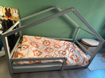 Montessori Huisbed 80x160cm - 14cm matras+uitvalbeveiliging beschikbaar voor biedingen