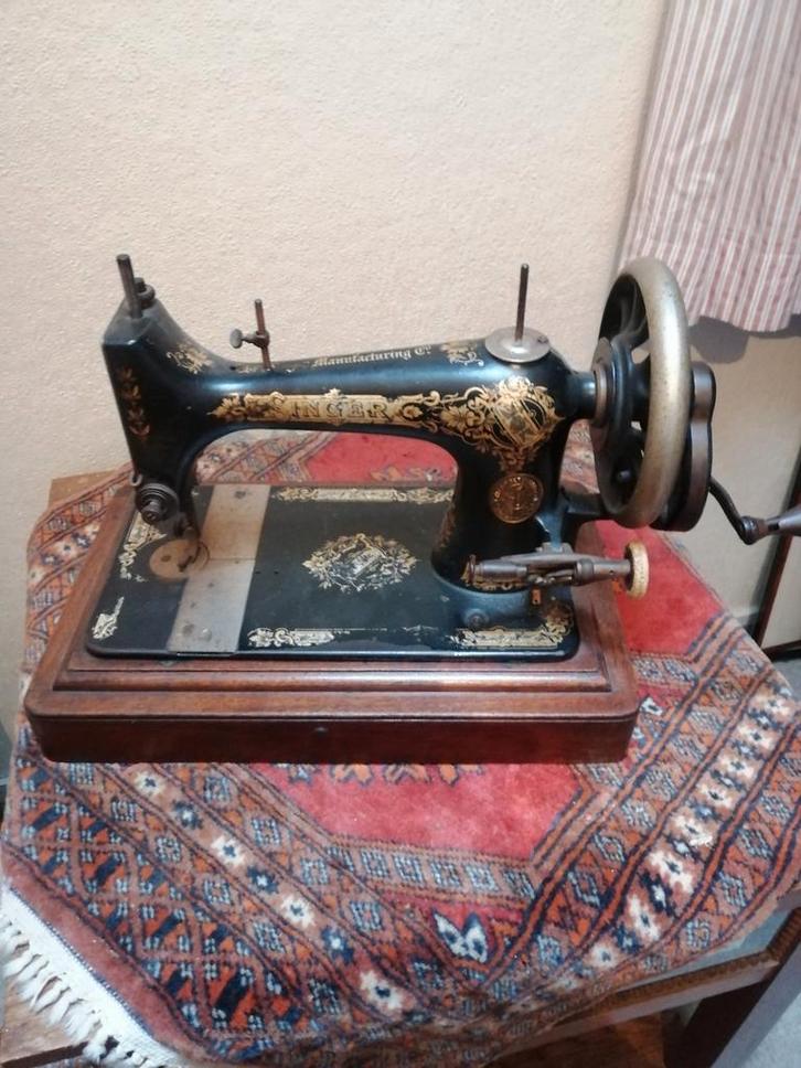 Antieke Slinger Naaimachine, Antiek en Kunst, Antiek | Naaimachines, Ophalen