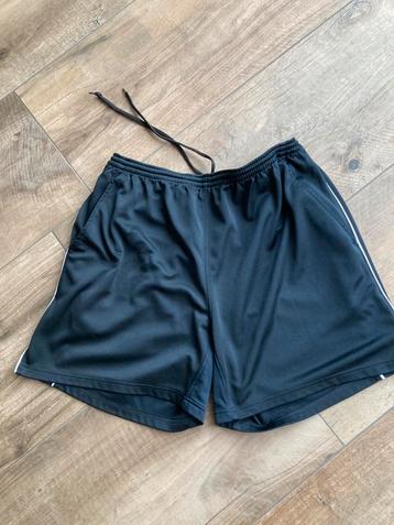 Scheidsrechtersbroek Nike L beschikbaar voor biedingen