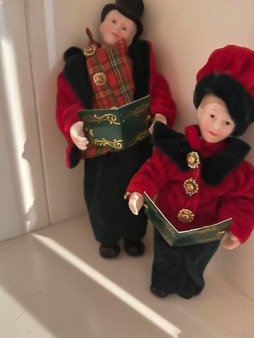 Dickens kerst corrolers vader & zoon beschikbaar voor biedingen
