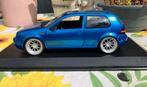 Golf 4 custom getuned R32, Hobby en Vrije tijd, Modelauto's | 1:18, Ophalen of Verzenden, Zo goed als nieuw, Auto, Revell