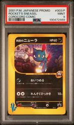 PSA 9 Rocket's Sneasel Corocoro Comic Promo Pokemon 2001, Hobby en Vrije tijd, Verzamelkaartspellen | Pokémon, Ophalen of Verzenden