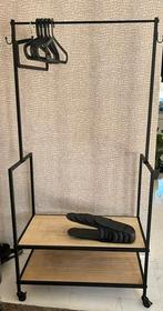 Kleding en schoenenrek, Huis en Inrichting, Woonaccessoires | Kapstokken, Ophalen, Gebruikt, Overige typen, Metaal
