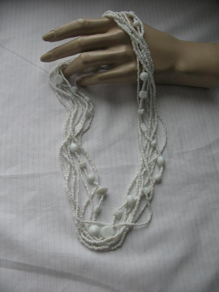 Ketting Kralen Stralend Wit Zilverklr.Karabijn Slotje, Sieraden, Tassen en Uiterlijk, Antieke sieraden, Ketting, Overige materialen