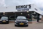 Volvo V60 2.4 D6 Twin Engine R-Design 2e EIG_PANO_PDC V+A_19, Automaat, Lichtsensor, Zwart, Vierwielaandrijving