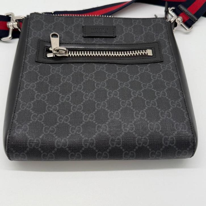 Gucci Messenger Bag | Black Canvas Bag | In goede staat, Sieraden, Tassen en Uiterlijk, Tassen | Schoudertassen, Zo goed als nieuw