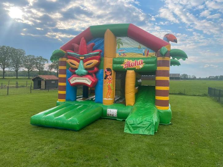 Te huur / huren multiplay Hawaï springkussen, Hobby en Vrije tijd, Feestartikelen | Verhuur, Zo goed als nieuw, Overige, Ophalen