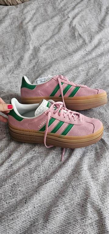 Adidas beschikbaar voor biedingen