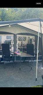 2 stoelen en campingtafel, Ophalen, Zo goed als nieuw