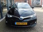 Toyota Auris 1.8 Hybrid Touring Sports Trend | Trekhaak, Auto's, 12 maanden, Gebruikt, Euro 6, Zwart