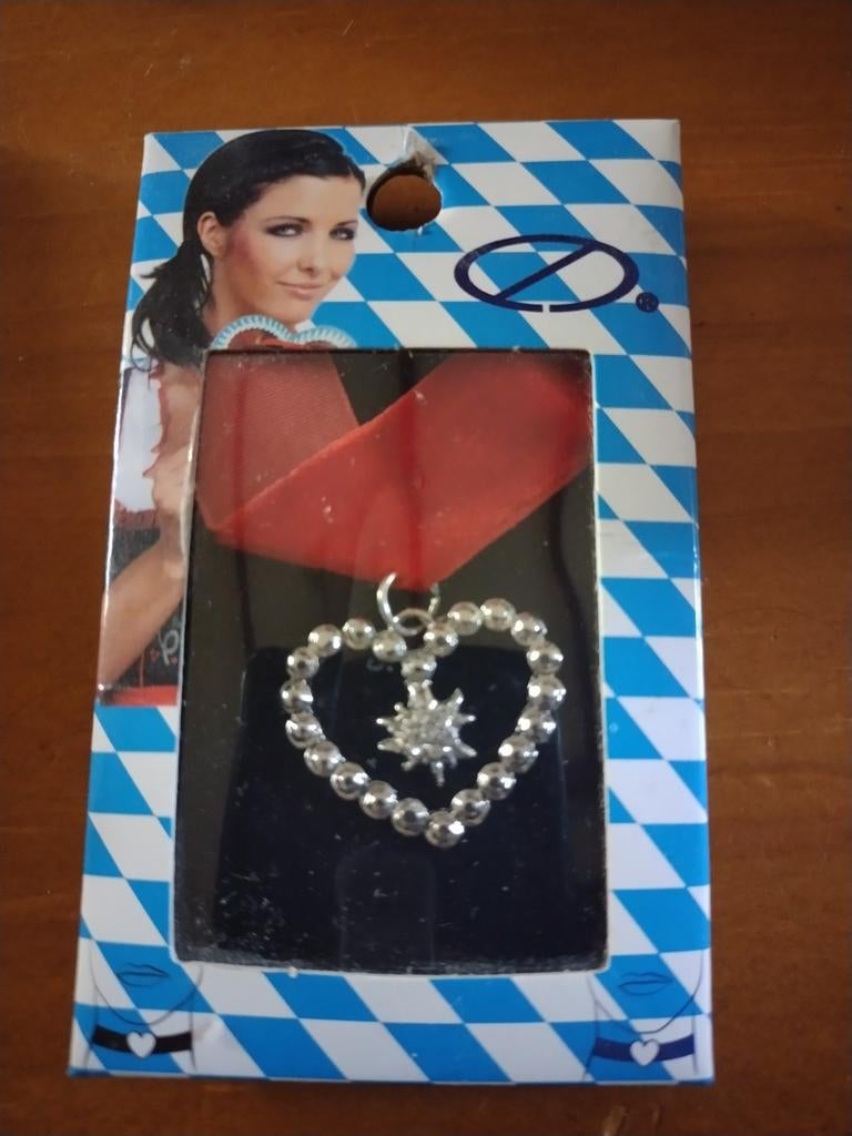 Edelweiss choker, nieuw, Overige materialen, Nieuw, Ophalen of Verzenden, Rood