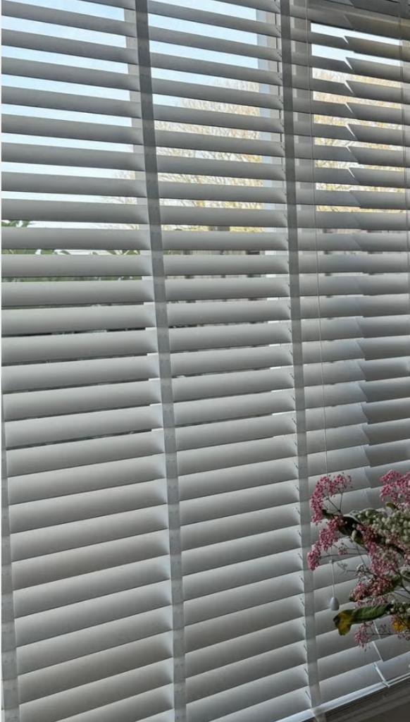 4 stuks Houtenjaloezien 50mm wit - 80x180 cm | Jaloezie Hout, Huis en Inrichting, Stoffering | Gordijnen en Lamellen, Zo goed als nieuw