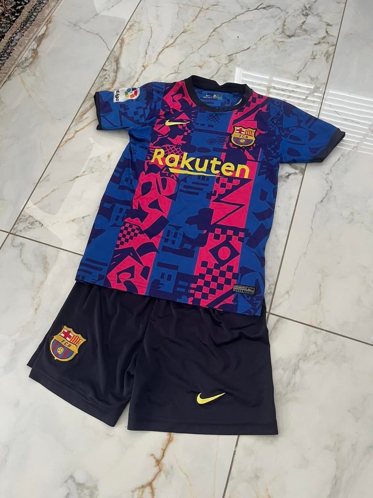 Barcelona pakje, Maat XS of kleiner, Ophalen, Zo goed als nieuw, Shirt