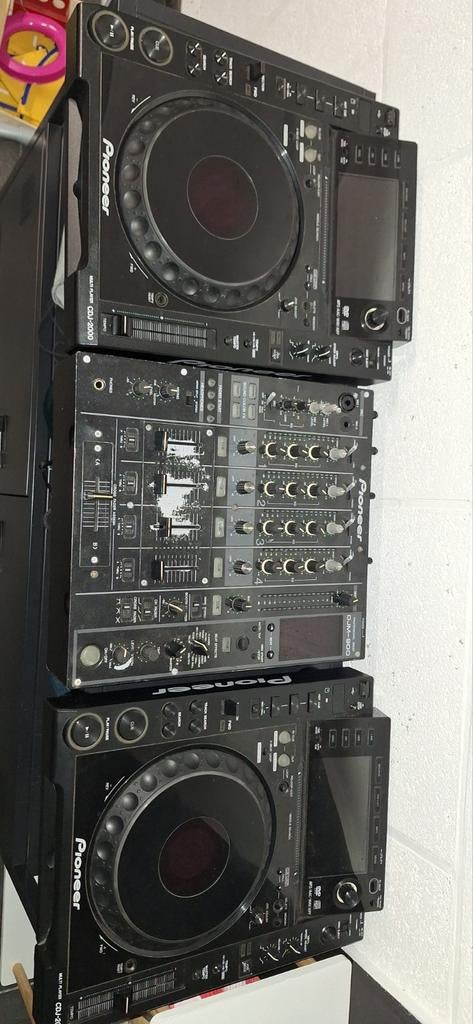 Pioneer DJ Set: DJM-800 Mixer + 2x CDJ-2000  + flightcase, Ophalen of Verzenden, Gebruikt, Pioneer