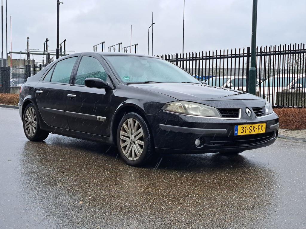 Renault Laguna 2.0-16V Privilège Export, Gebruikt, Zwart, 4 cilinders, Leder en Stof