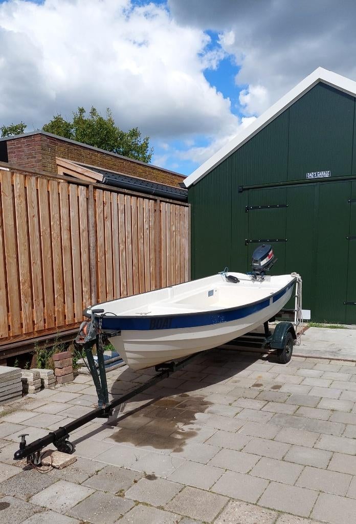 Polyester boot met motor en trailer, Watersport en Boten, Motorboten en Motorjachten, Ophalen, Gebruikt, Minder dan 10 pk, Tot 6 meter