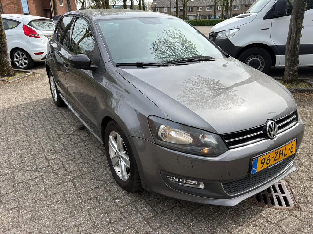 Volkswagen Polo 1.6 TDI 66KW 2012 Grijs, Auto's, Volkswagen, Particulier, Polo, Diesel, D, Hatchback, Handgeschakeld, Geïmporteerd