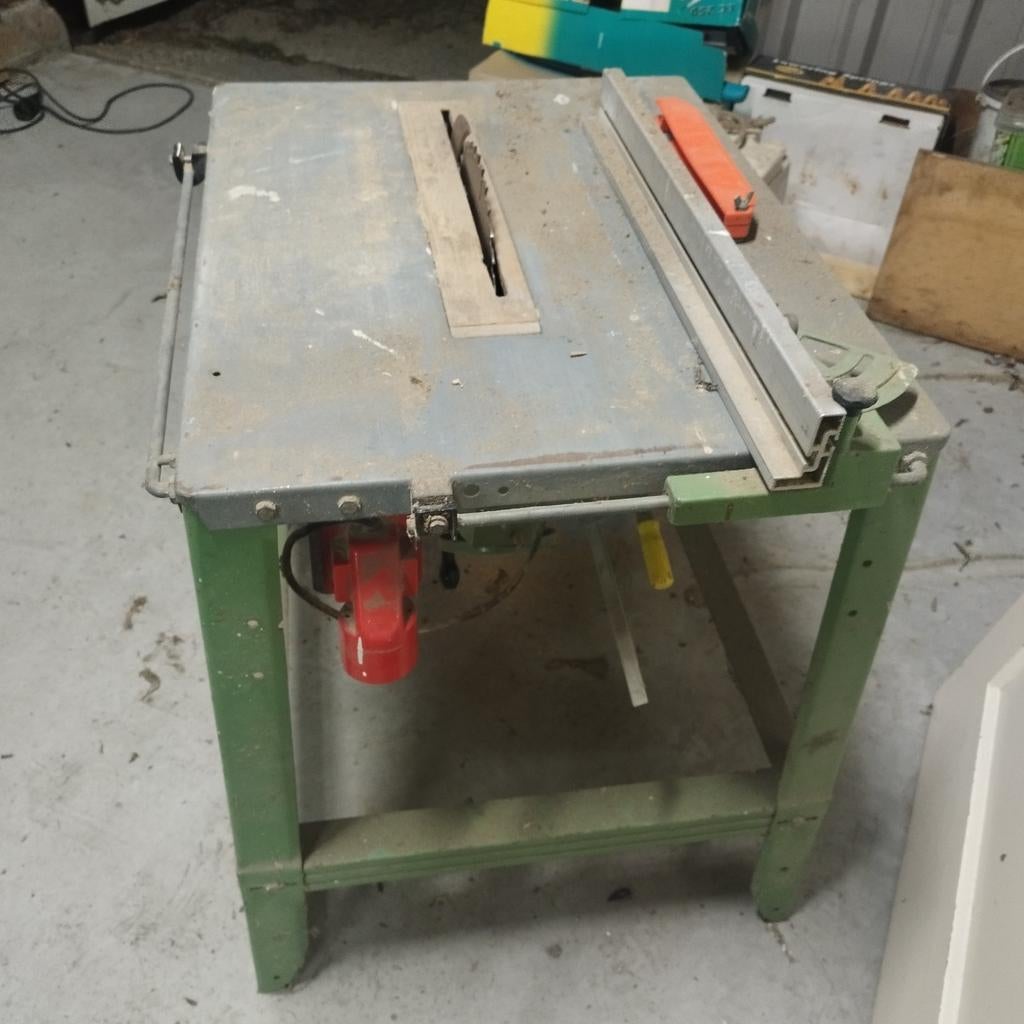 Robuuste Elektra Beckum zaagtafel 220V, Elektra Beckum, Gebruikt, Cirkelzaag, 70 mm of meer