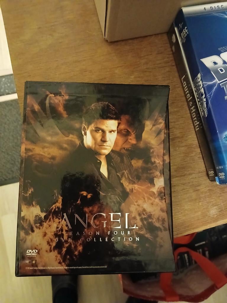Angel - Seizoen 4 DVD Collectie (Gebruikt), Cd's en Dvd's, Dvd's | Tv en Series, Gebruikt, Science Fiction en Fantasy, Boxset