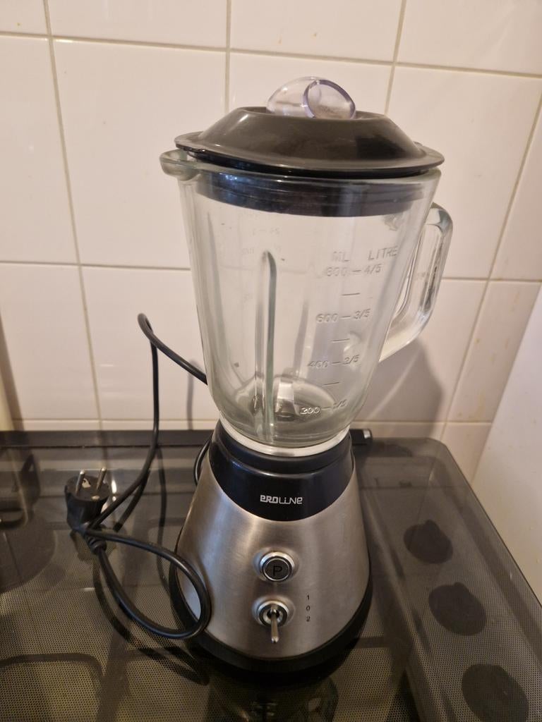 Brolline blender met glazen kan, Witgoed en Apparatuur, Blenders, Ophalen, Zo goed als nieuw, Blender
