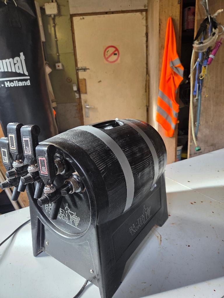 Elektrische wijntap, Ophalen, Minder dan 75 liter, Zonder vriesvak, Gebruikt