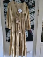 Ibiza jurken, nieuw. Vallen beiden als maat M, Maat 38/40 (M), Beige, Nieuw, Ophalen of Verzenden